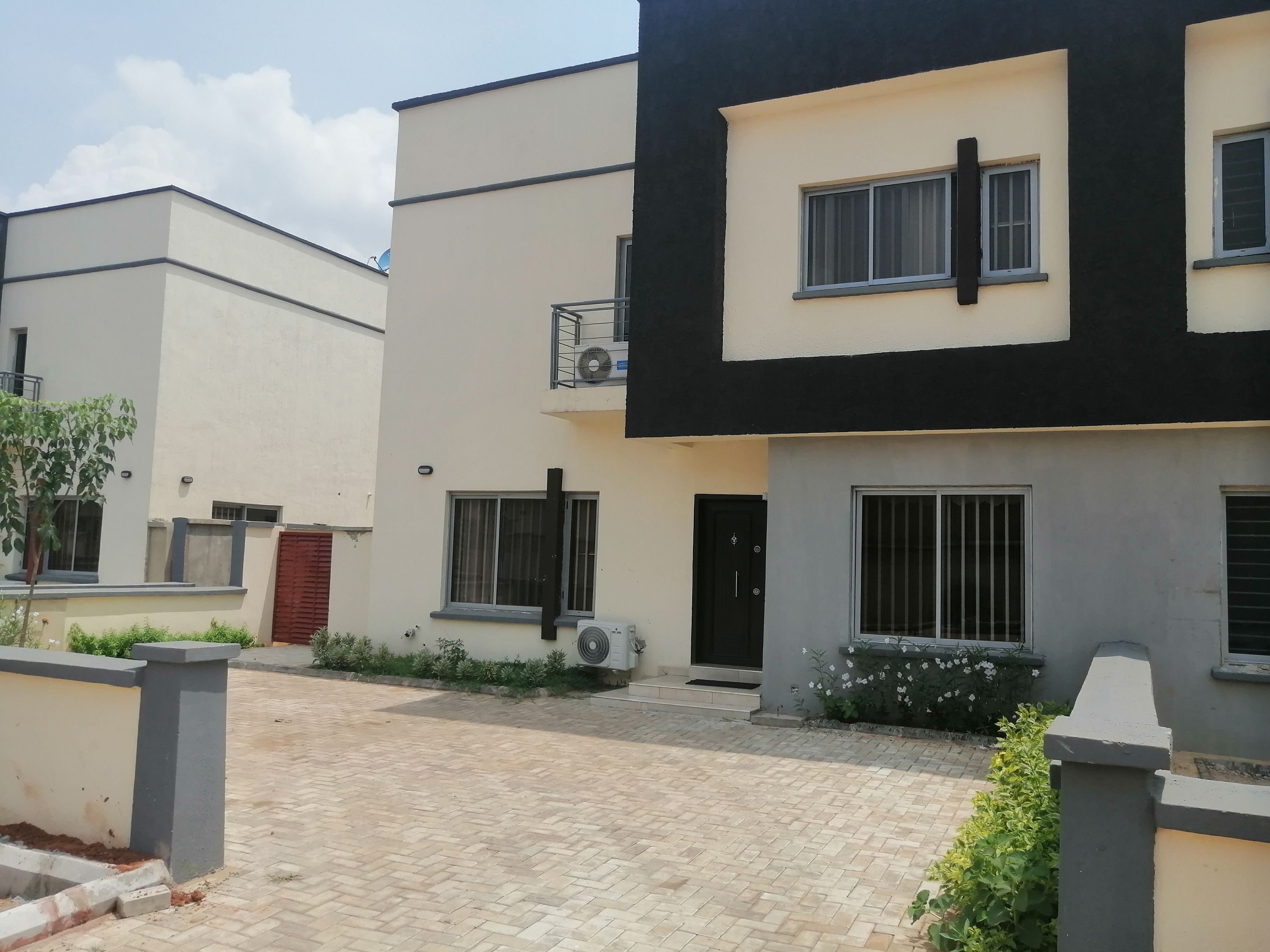 Tagardens Terrace Duplex